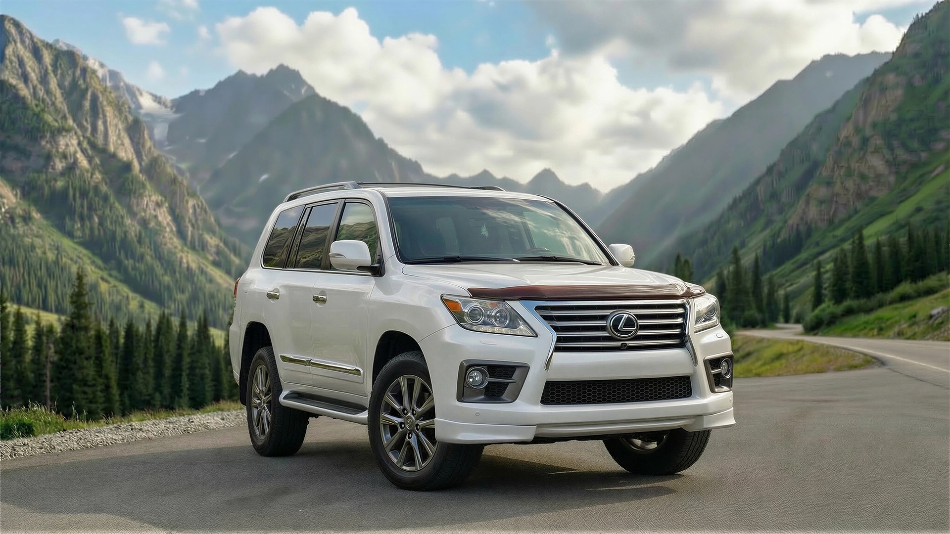 Lexus_LX570_W_03